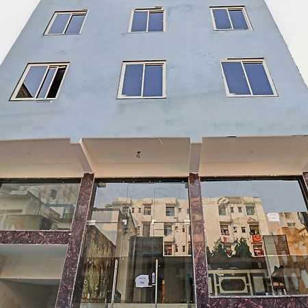 Townhouse Tark Inn 뉴델리 외부 사진