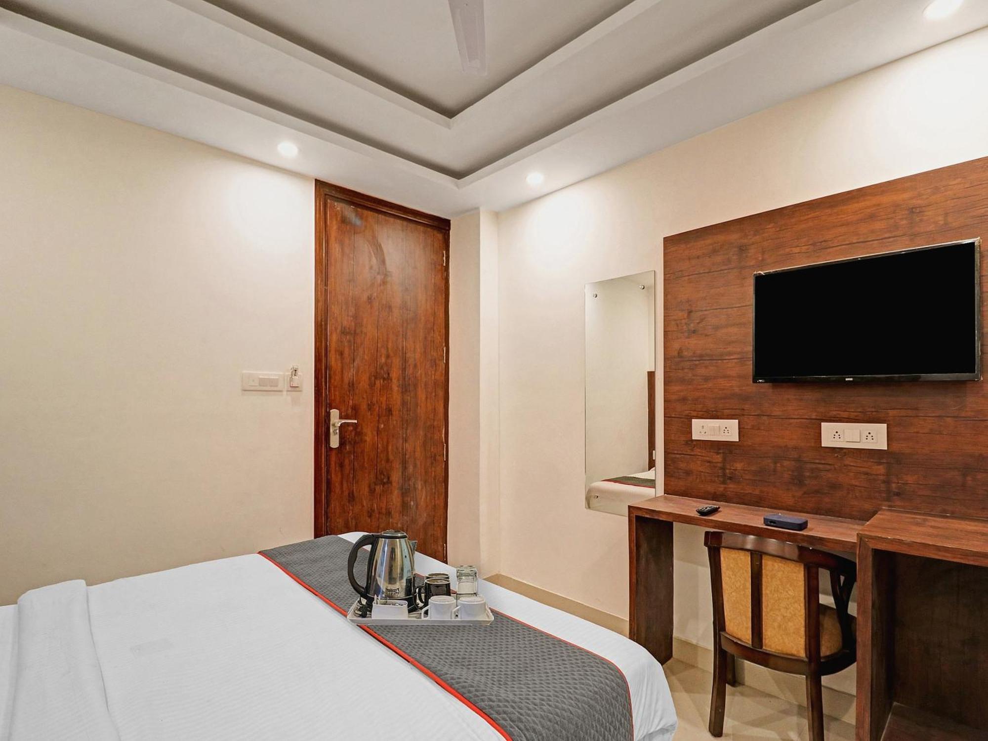 Townhouse Tark Inn 뉴델리 외부 사진