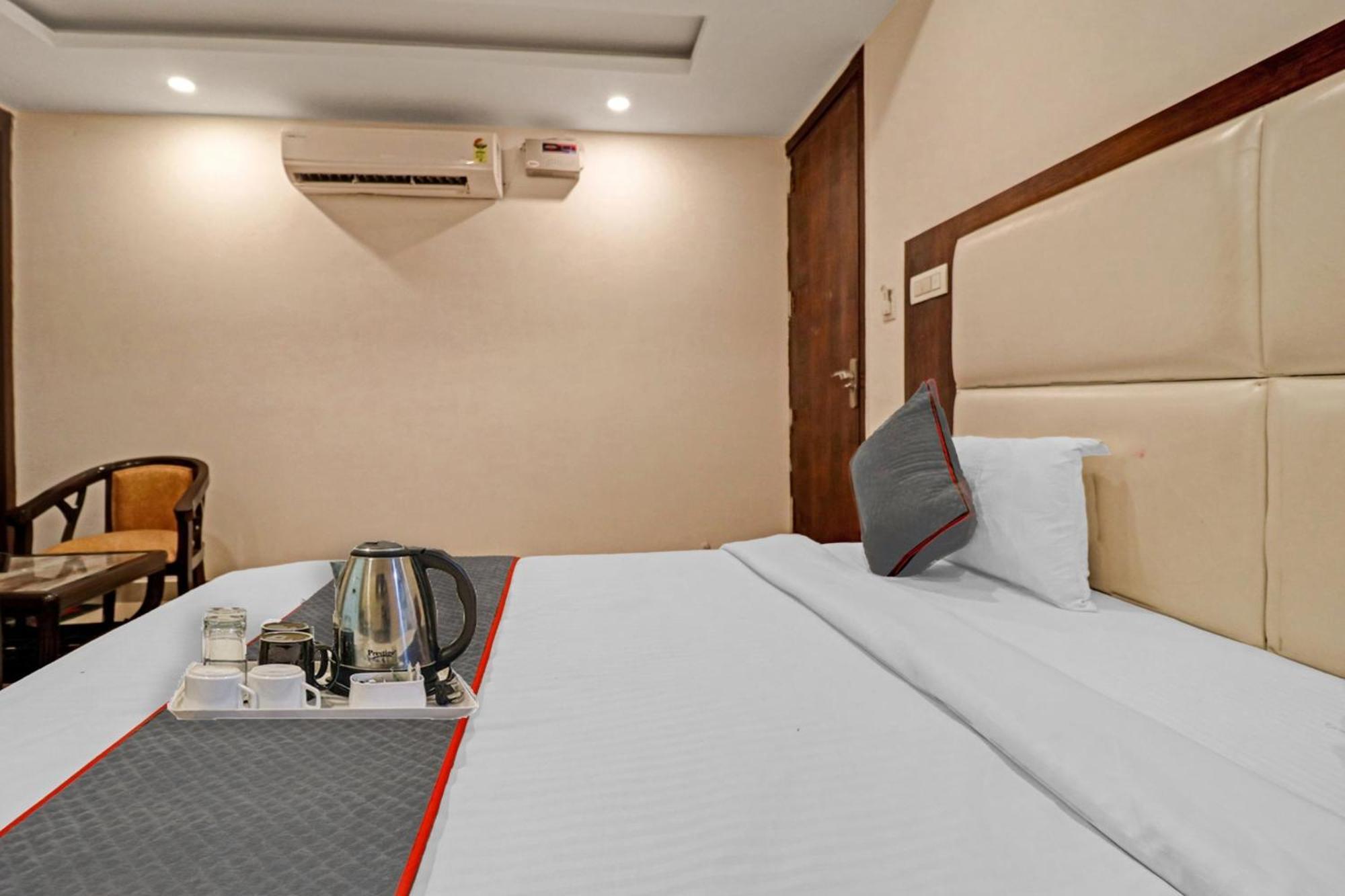 Townhouse Tark Inn 뉴델리 외부 사진