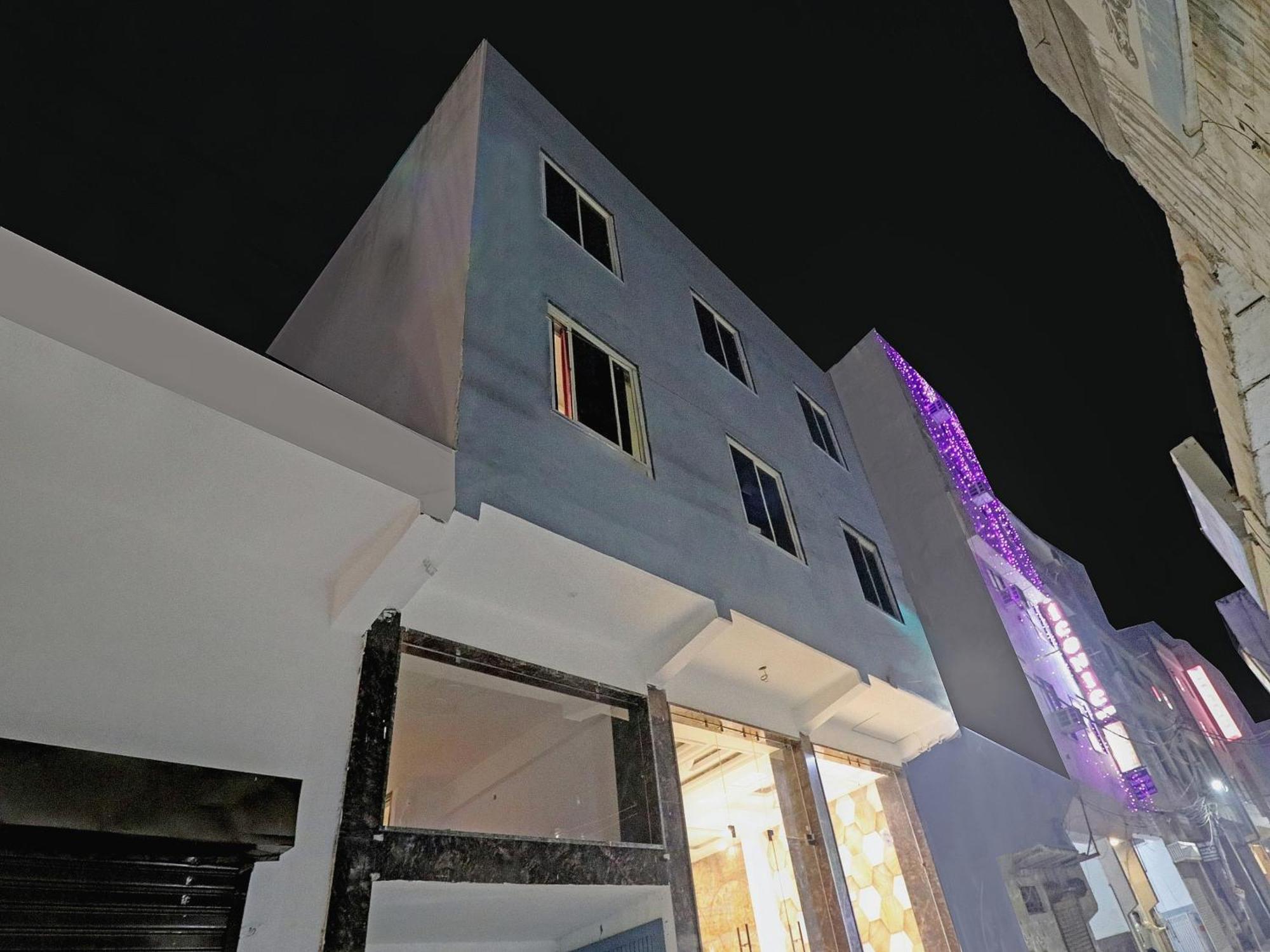 Townhouse Tark Inn 뉴델리 외부 사진