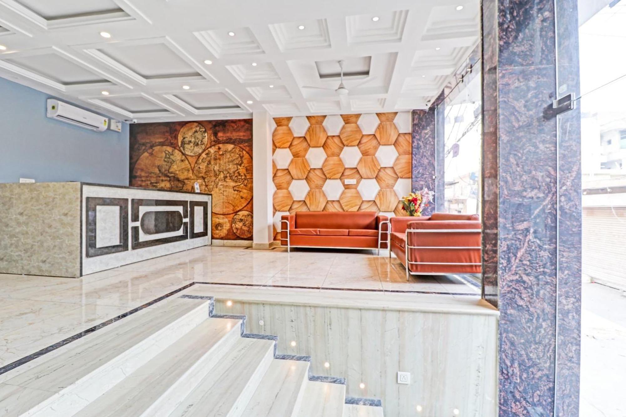 Townhouse Tark Inn 뉴델리 외부 사진