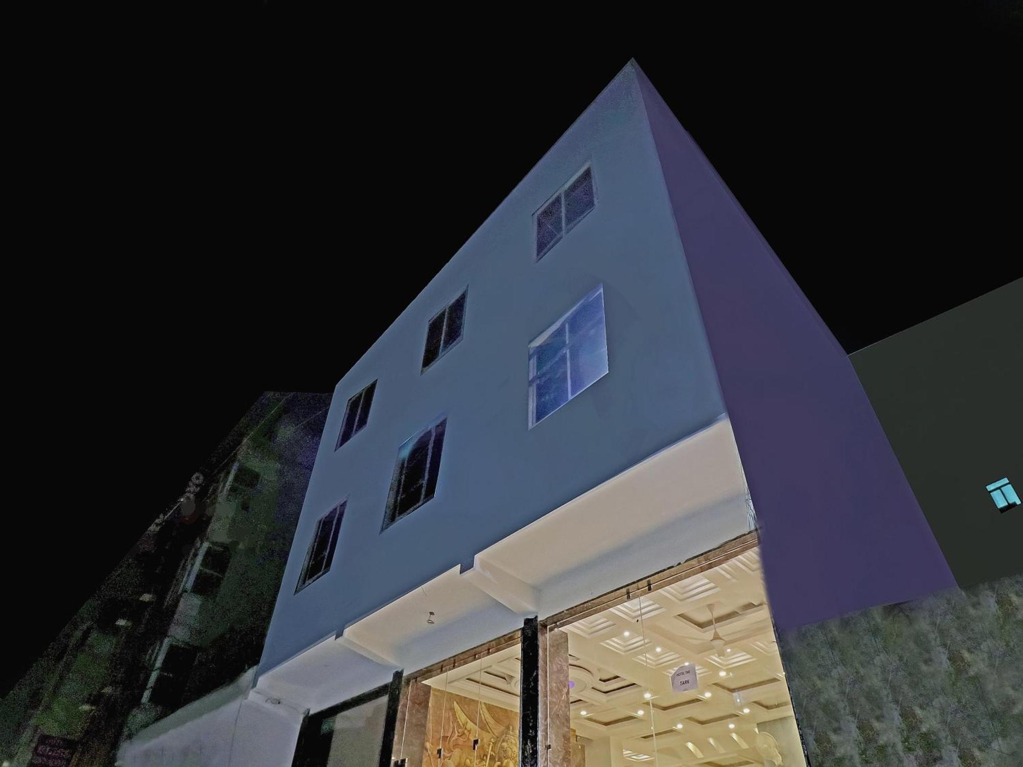 Townhouse Tark Inn 뉴델리 외부 사진